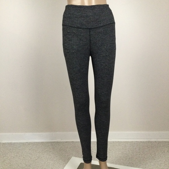ARITZIA TNA Equador Herringbone Leggings - Picture 3 of 3